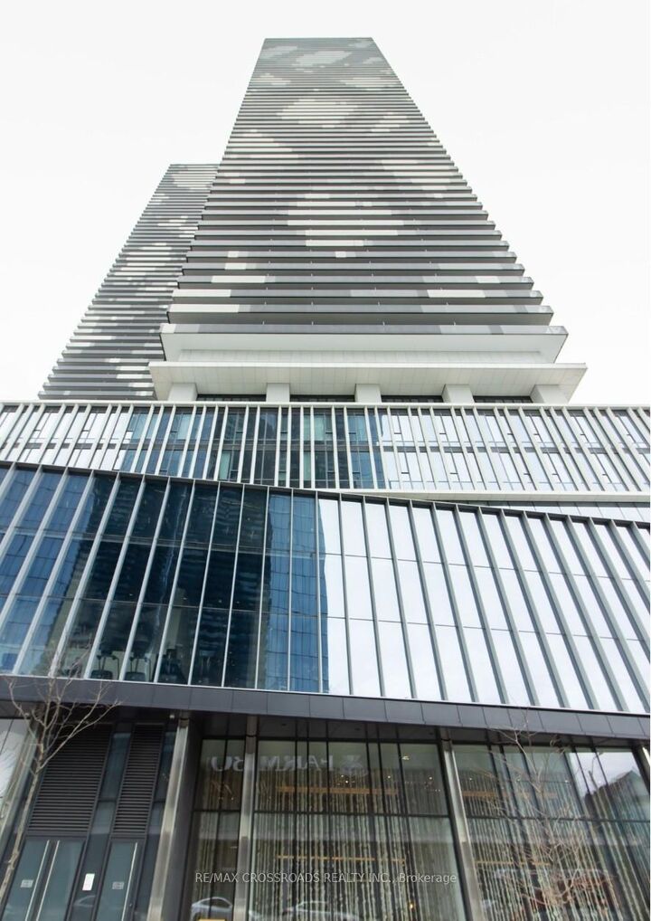 Property Photo: 138 Downes Street 7206 ON M5E 0E4