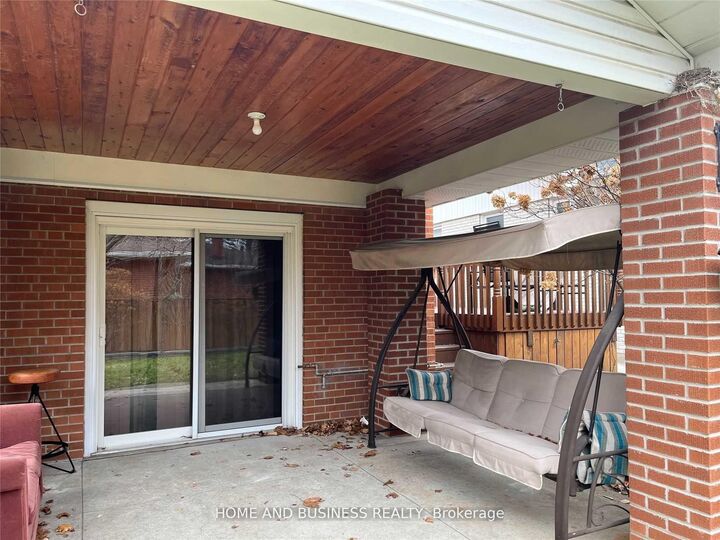 Property Photo:  1648 Sunnycove Drive Lower  ON L4X 1B7 