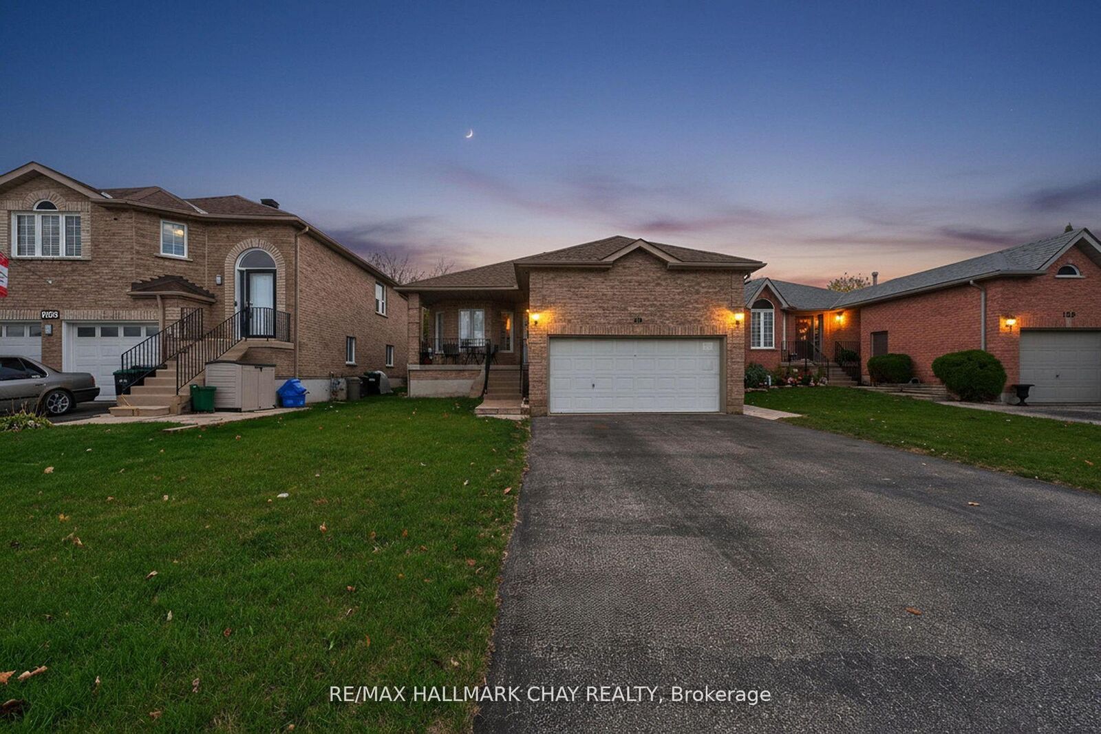 Property Photo:  158 Pringle Drive Lower  ON L4N 0R3 