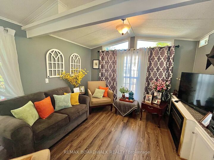 Property Photo:  1 Mireille Private  ON K0A 1B0 
