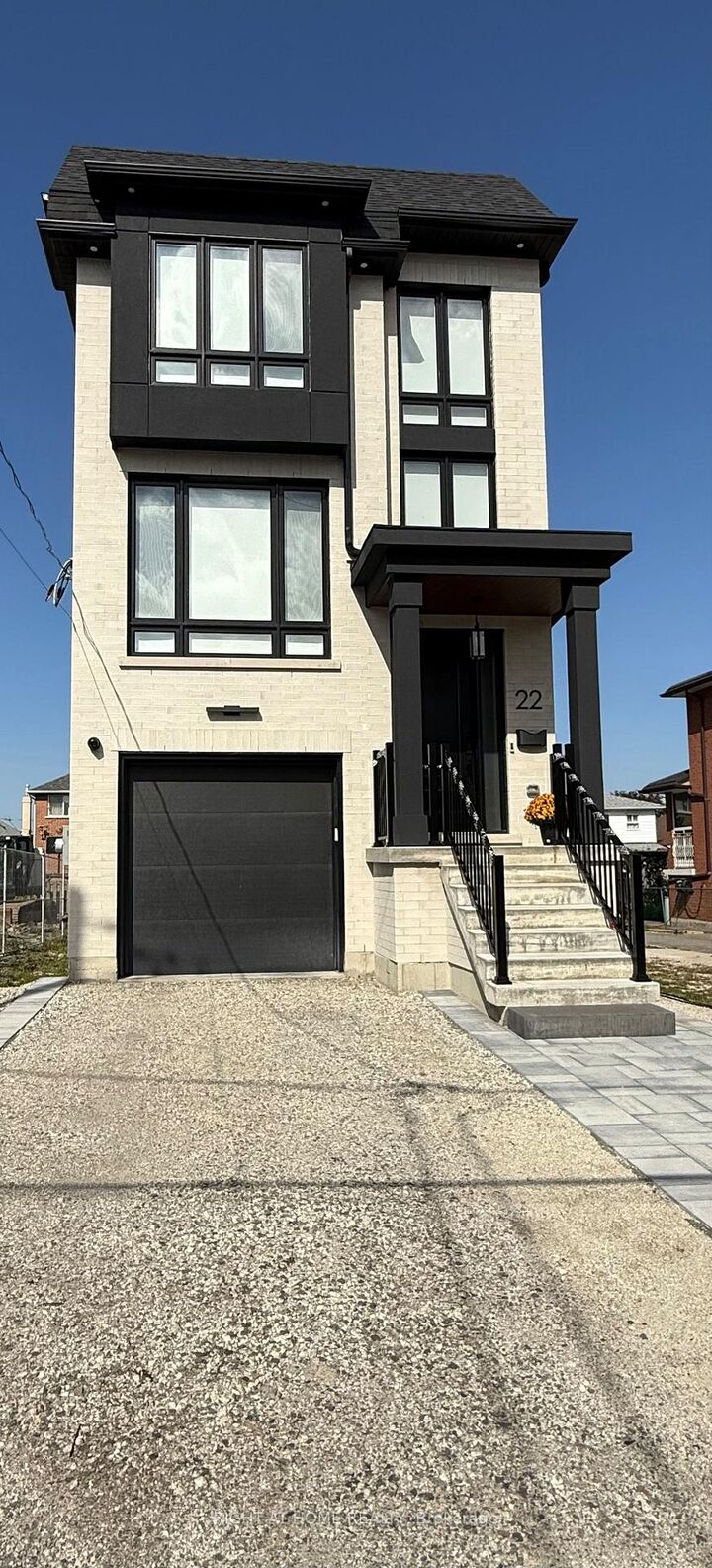 Property Photo:  20 Maple Bush Avenue  ON M9N 1S6 