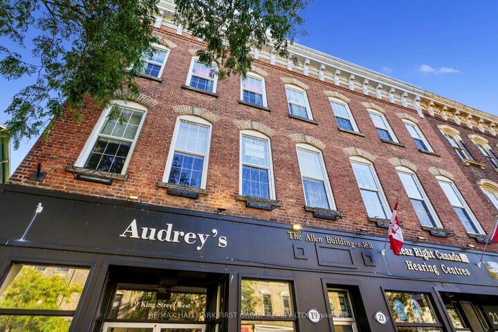 Property Photo:  19 King Street W 202  ON K9A 2M1 