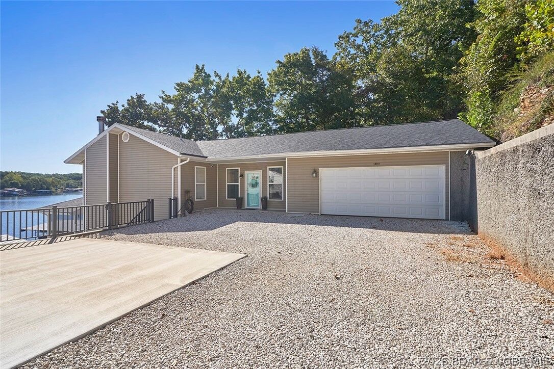 Property Photo:  16741 Silver Moon Resort Road  MO 65037 