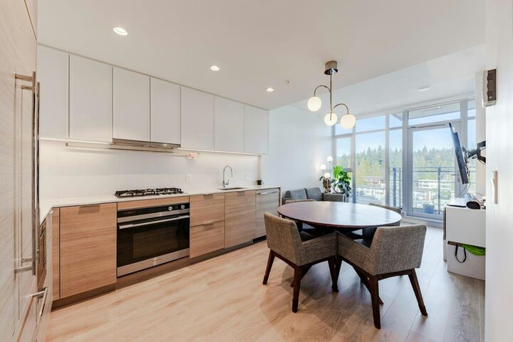 Property Photo:  1045 Austin Avenue 808  BC V3K 0G9 