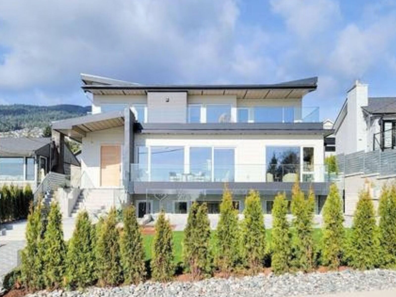 Property Photo:  2141 Jefferson Avenue  BC V7V 2A6 