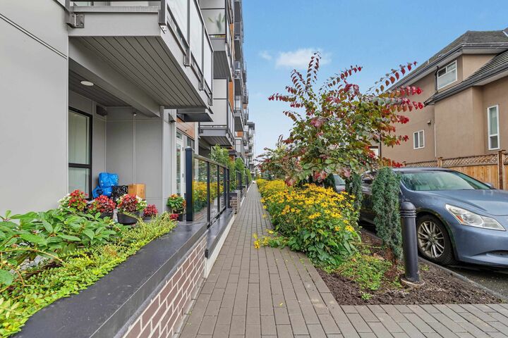 Property Photo:  13458 95 Avenue 602  BC V3V 0H1 