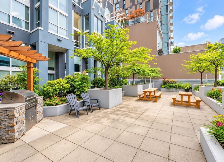 Property Photo:  933 Seymour Street 903  BC V6B 6L6 