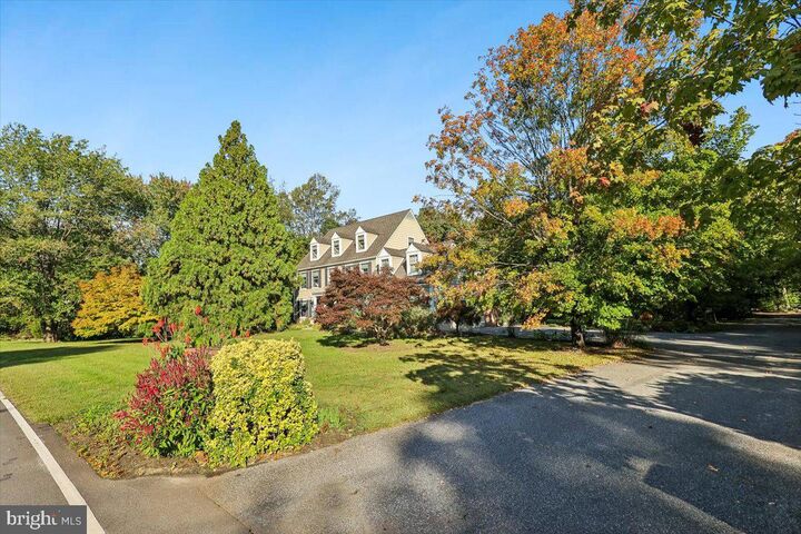 Property Photo:  260 W Pasadena Road  MD 21108 