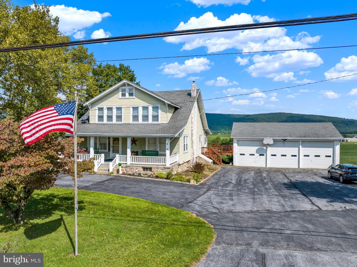 Property Photo:  1917 Old Route 22  PA 19534 