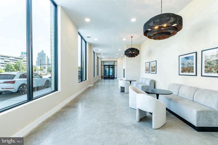 Property Photo:  1130 N Delaware Avenue 425  PA 19125 