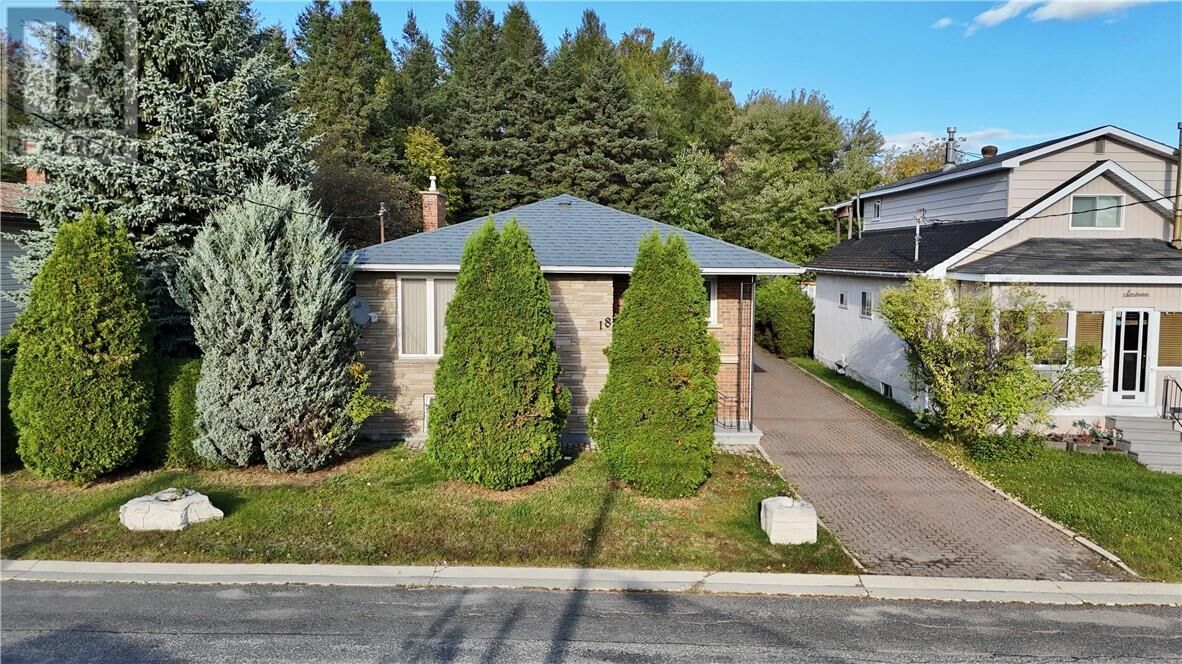 Property Photo:  18 Quinn Street  ON P3C 1A5 