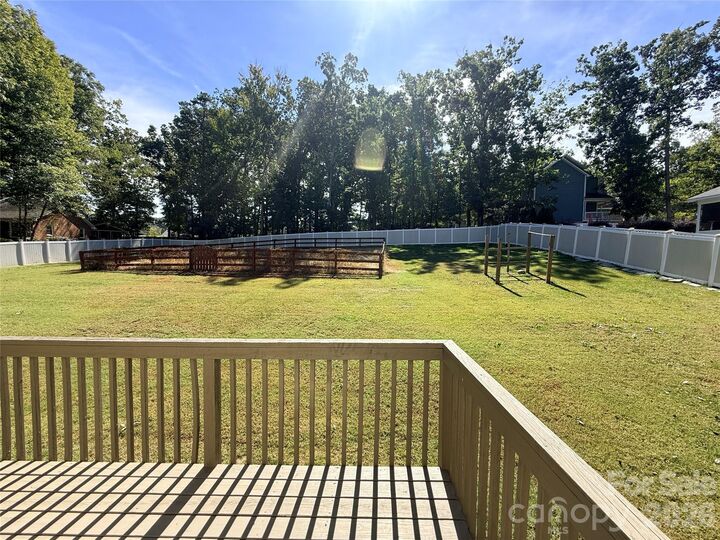 Property Photo:  2219 Knollgate Drive  NC 28112 