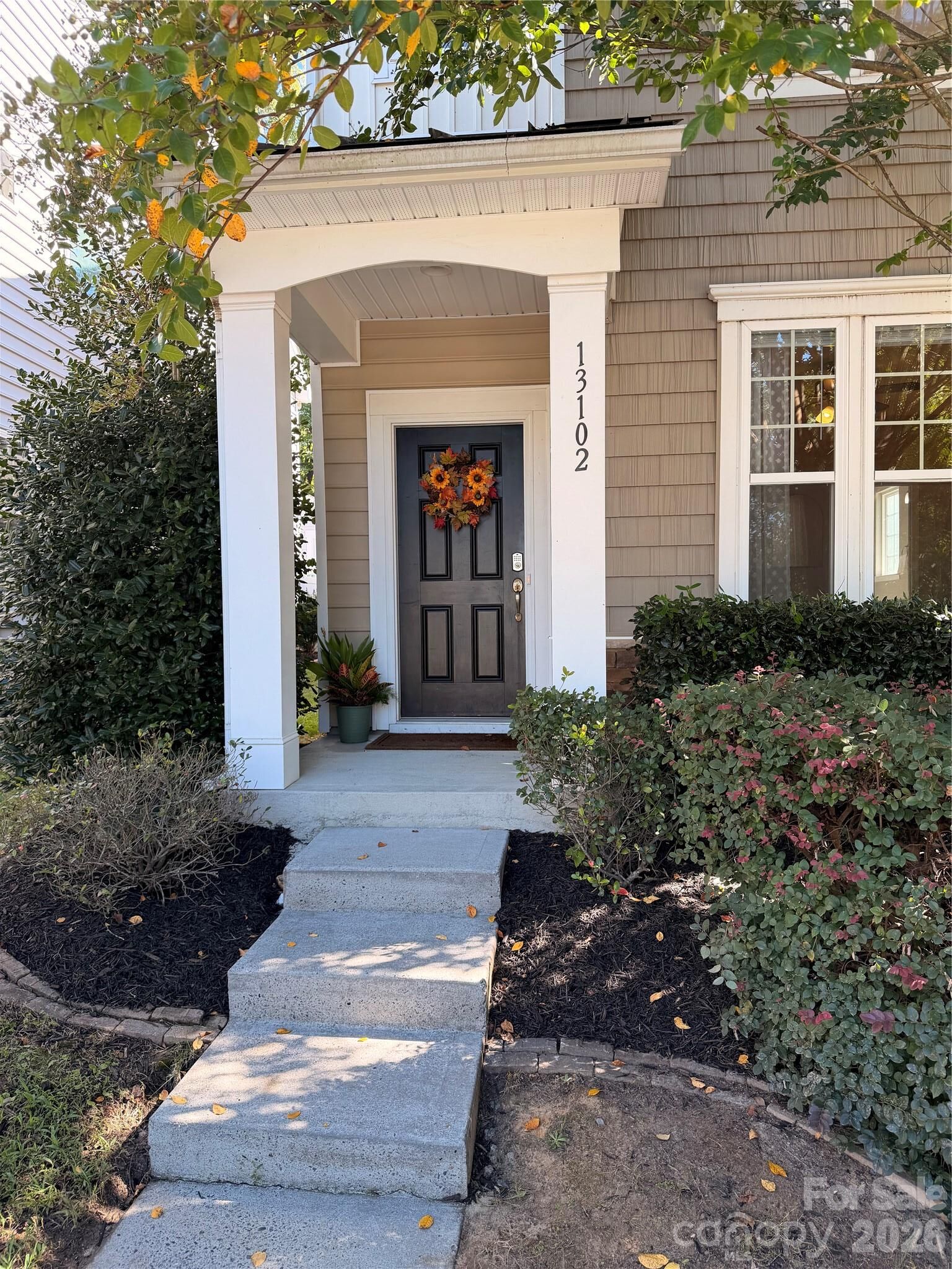 Property Photo:  13102 Heath Grove Drive  NC 28078 