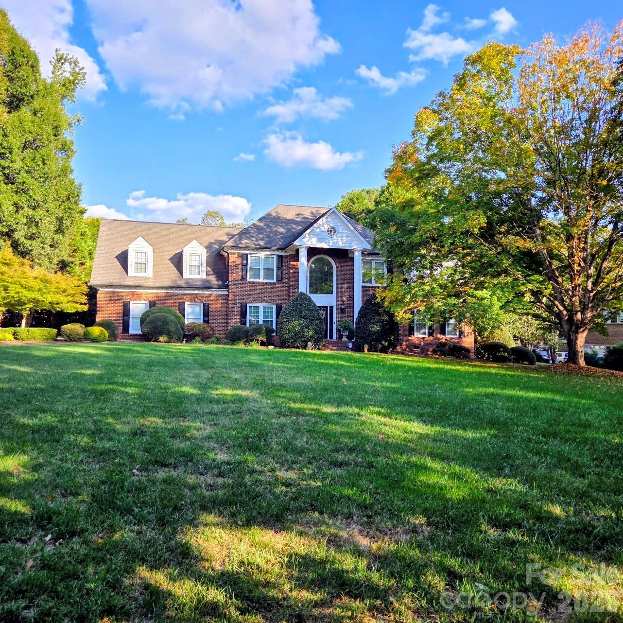 Property Photo:  4301 Horseshoe Bend  NC 28104 