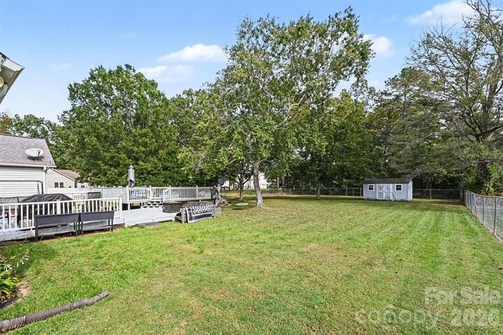 Property Photo:  1712 Timber Lane Drive  NC 28110 