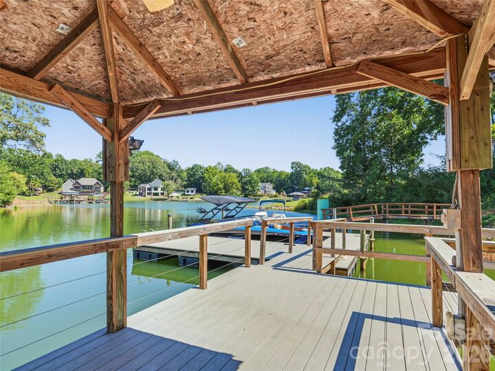 Property Photo:  201 Wood Duck Loop  NC 28117 