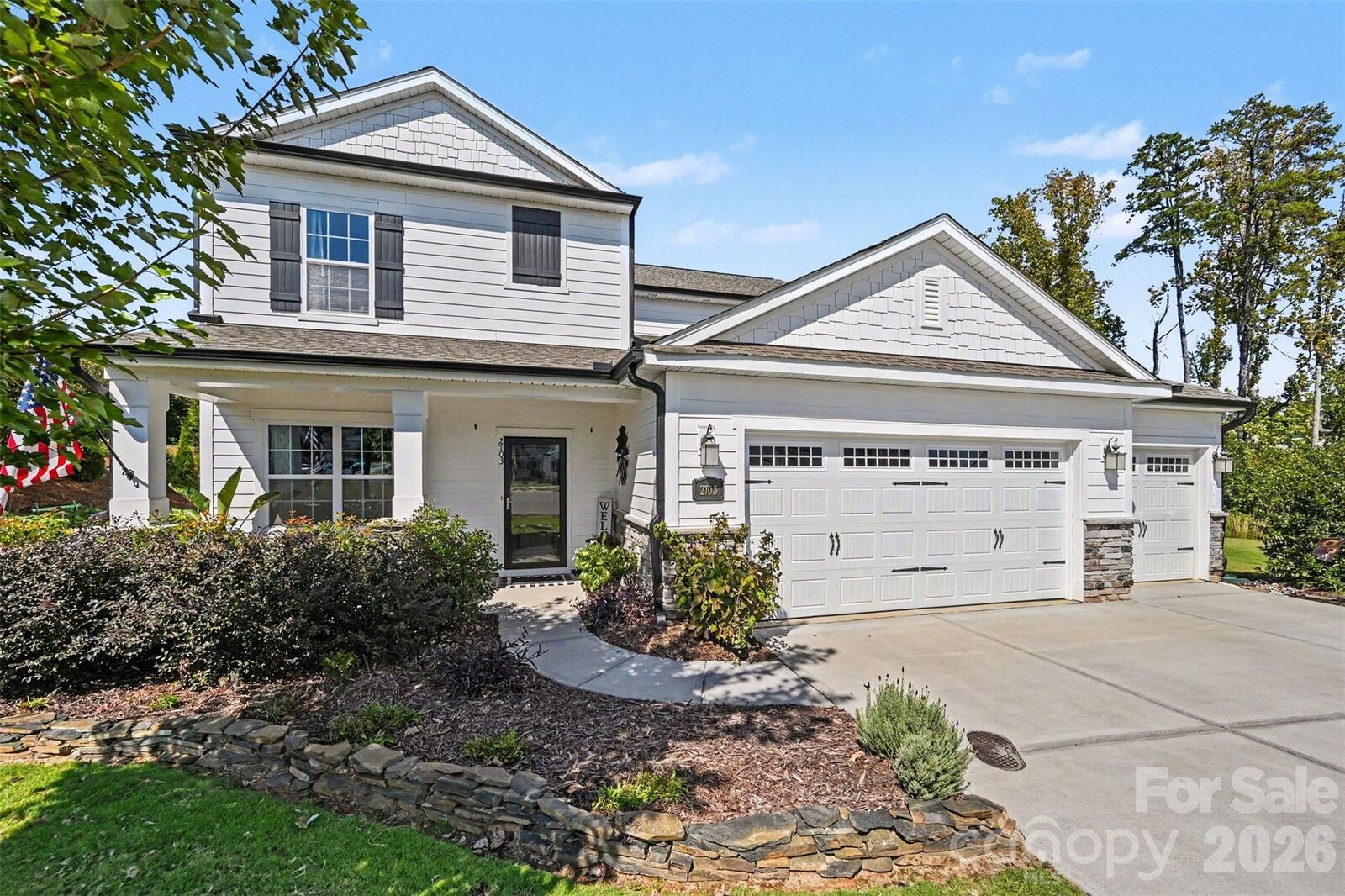 Property Photo:  2703 Wedgewood Court  NC 28037 