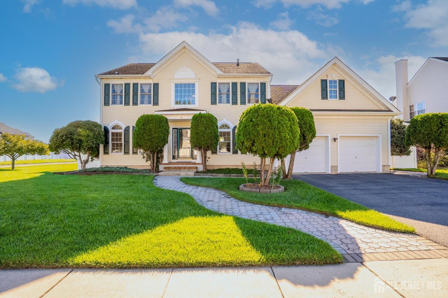 Property Photo:  50 Kelly Way  NJ 08852 