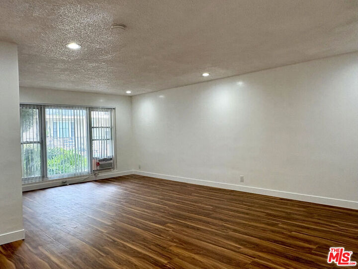 Property Photo:  11670 W Sunset Blvd, Unit 109  CA 90049 