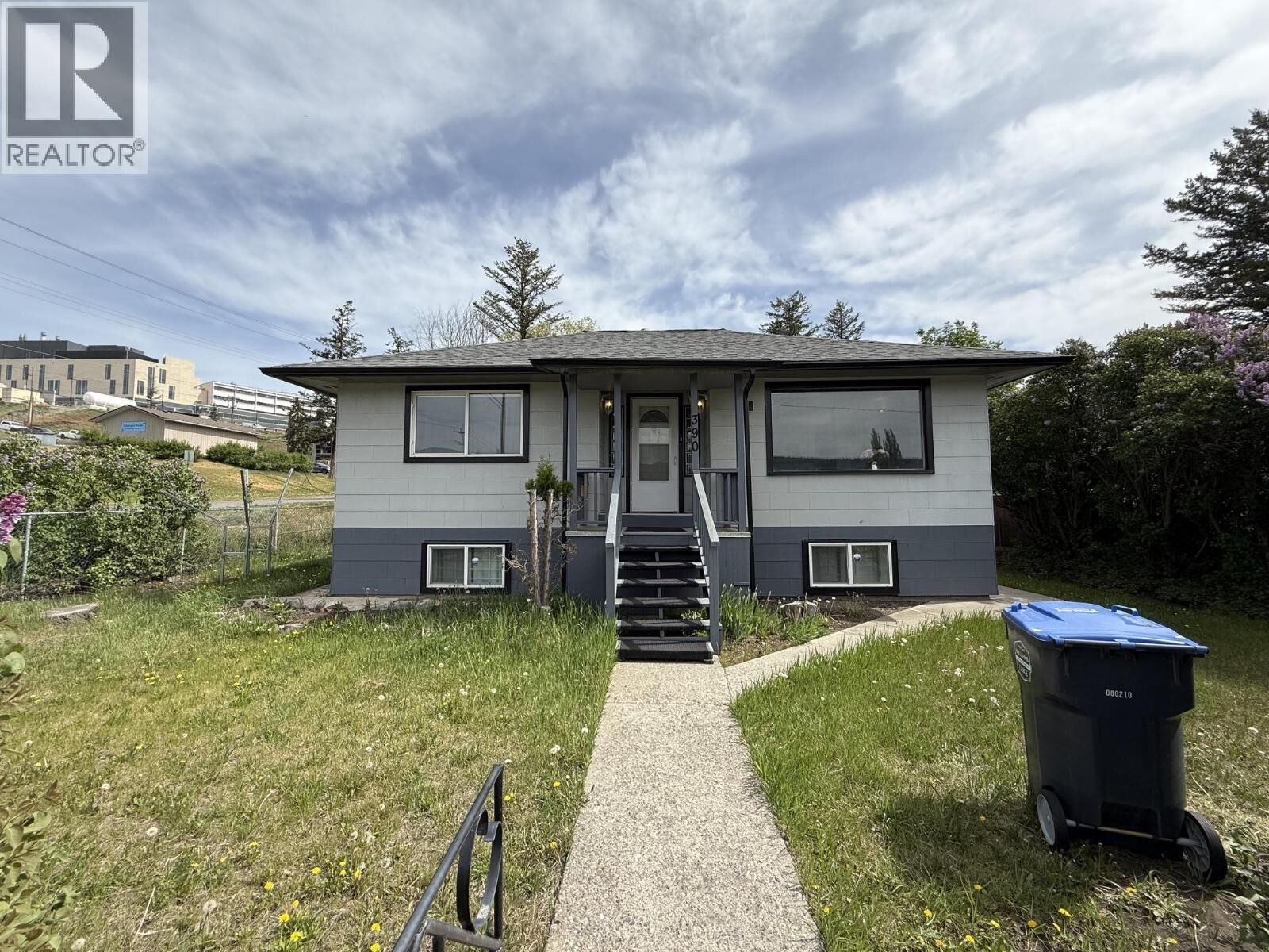 Property Photo:  390 Third Avenue  BC V2G 2A8 