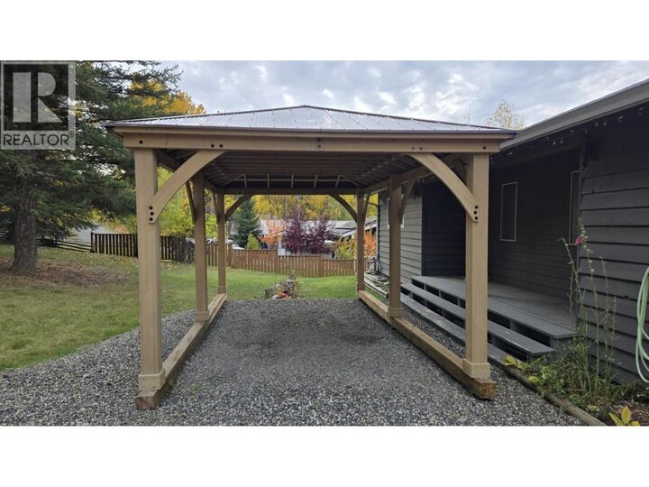 Property Photo:  5199 Kallum Drive  BC V0K 2Z0 