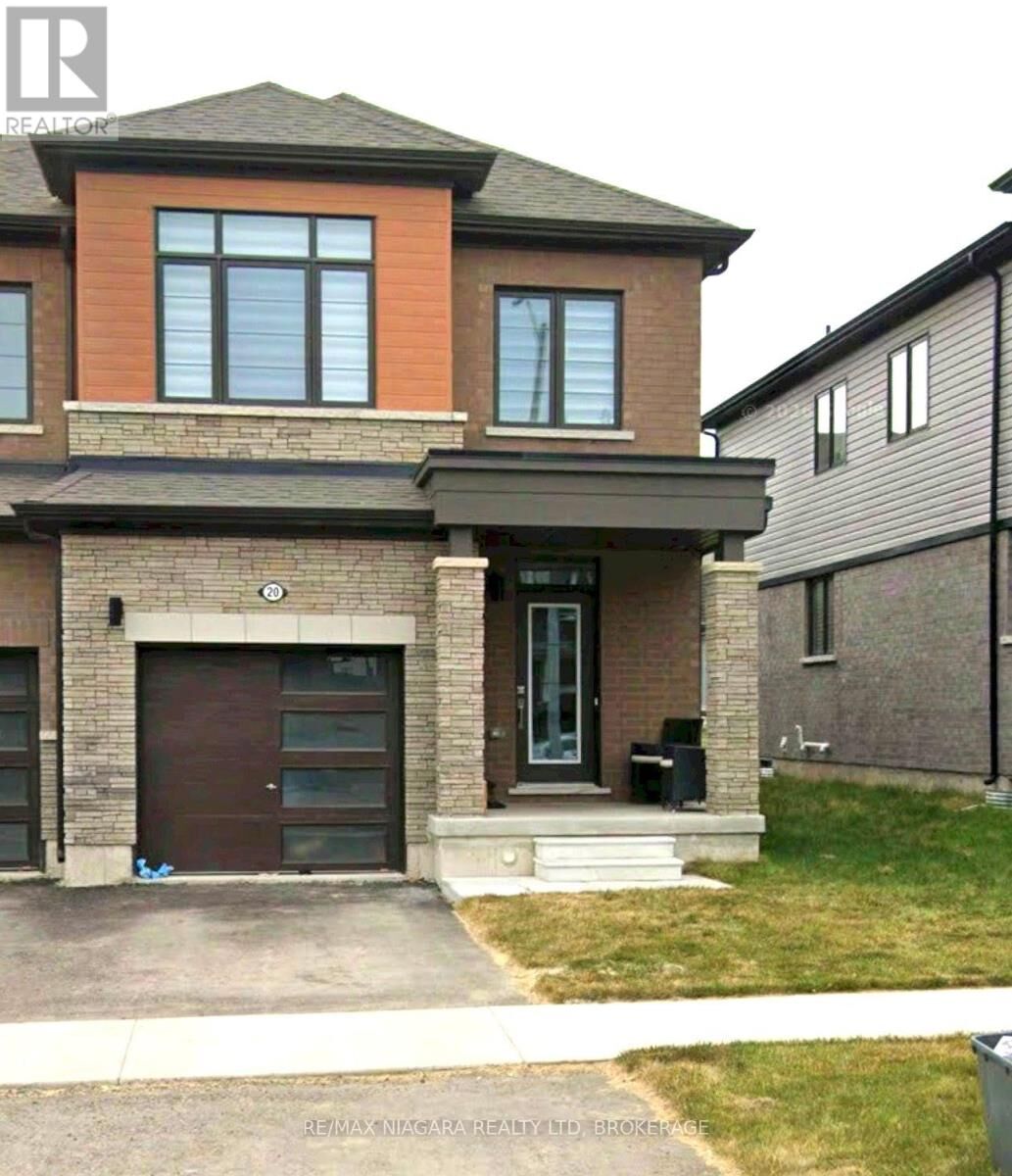 Property Photo:  20 Velvet Way  ON L2V 0P3 