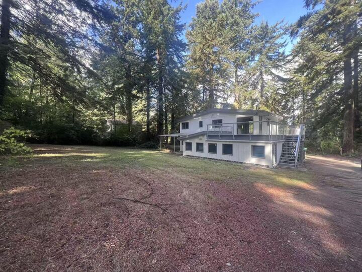 Property Photo:  14340 28 Avenue  BC V4P 2H1 