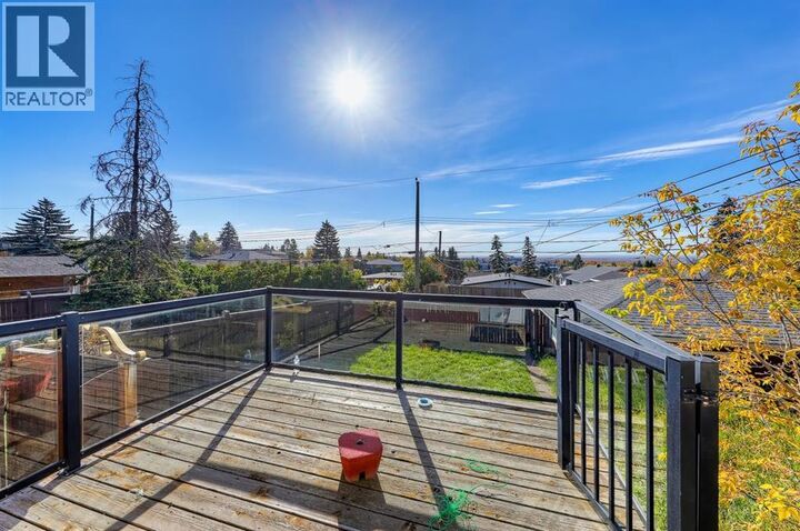 Property Photo:  2725 9 Avenue Southeast  AB T2A 0B6 