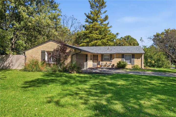 Property Photo:  2111 Plantation Trail  OH 45305 