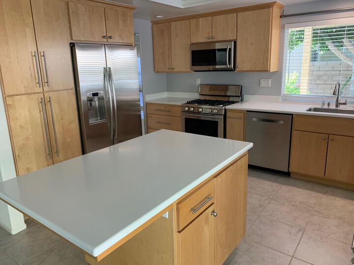Property Photo:  9 Pristina Court  CA 92270 