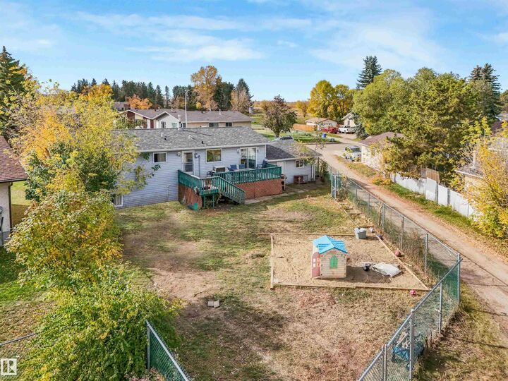 Property Photo:  5535 55A Street  AB T9A 2A7 