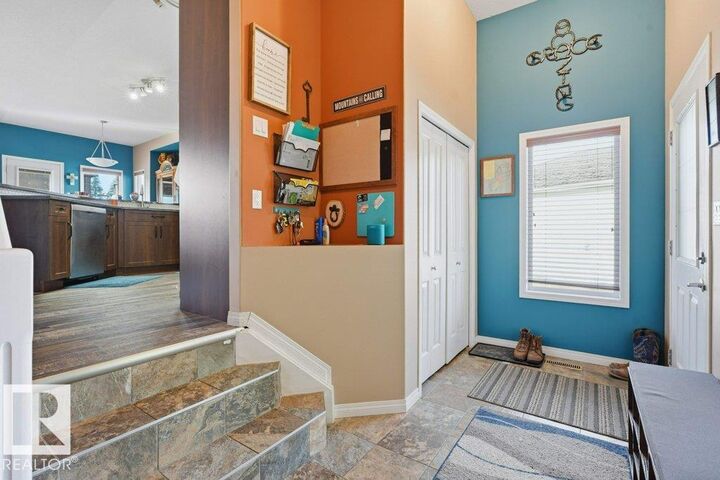 Property Photo:  81 Grayridge Crescent  AB T7Z 0A1 