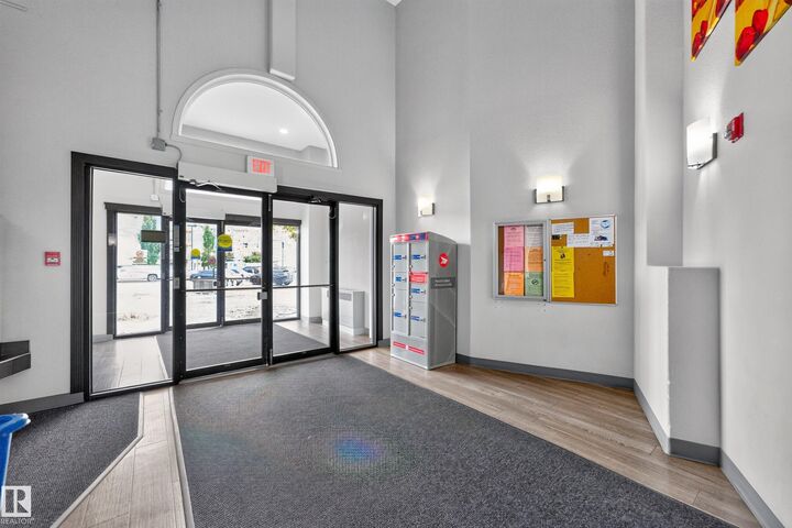 Property Photo:  320 Clareview Station Drive NW 2212  AB T5Y 0E5 