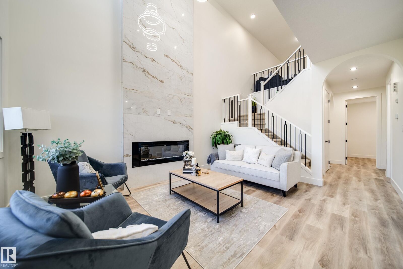 Property Photo:  8752 183 Avenue NW  AB T5Z 0S8 