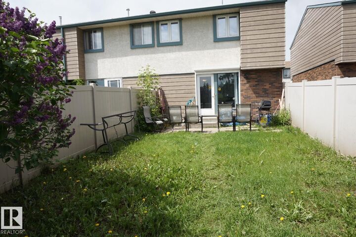 Property Photo:  129 Abbottsfield Road NW  AB T5W 4S9 