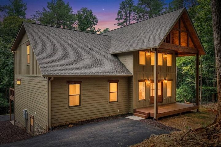 Property Photo:  200 W Goldmine Road  GA 30536 