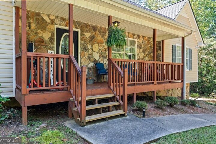 Property Photo: 795 Woodruff Road GA 30116