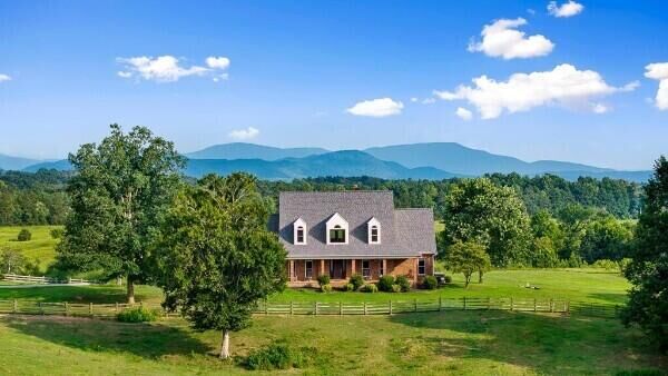 Property Photo:  559 White Road SE  TN 37362 