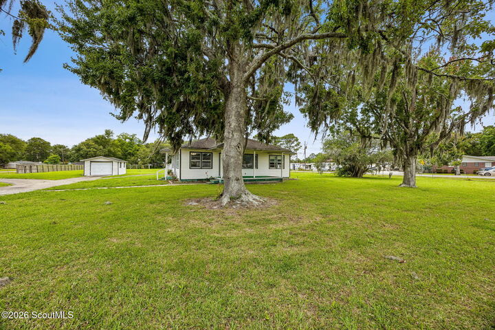 Property Photo:  879 Charlie Smith SR Highway  GA 31558 