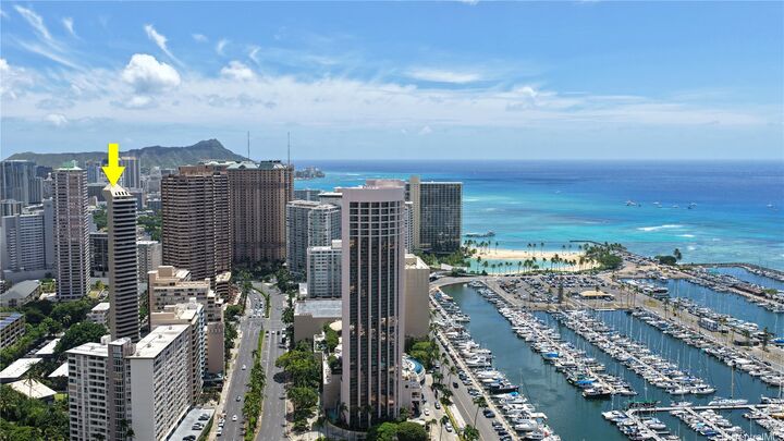 Property Photo:  1700 Ala Moana Boulevard 1802  HI 96815 