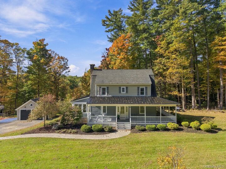 Property Photo:  509 Ulster Heights Road  NY 12428 