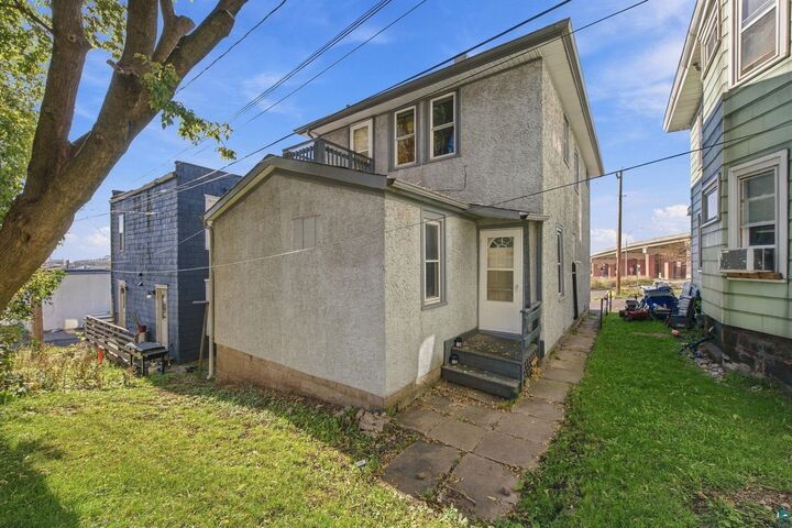 Property Photo:  126 N 19th Ave W  MN 55807 