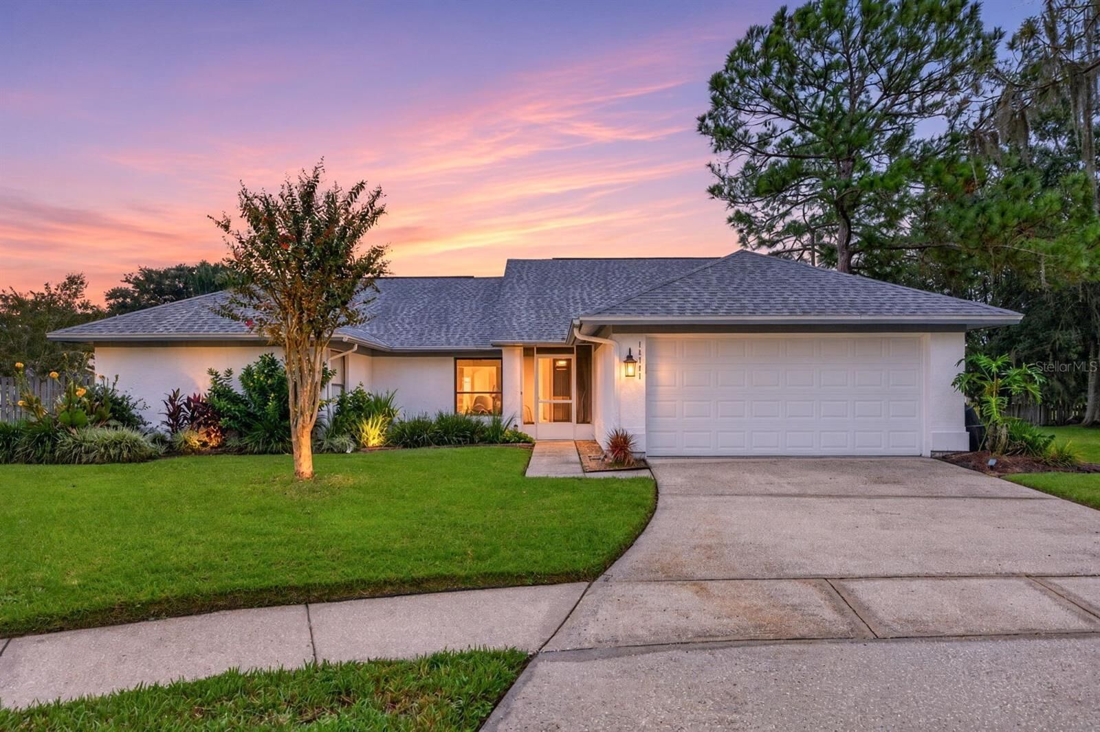 Property Photo:  18301 Big Pond Way  FL 33647 