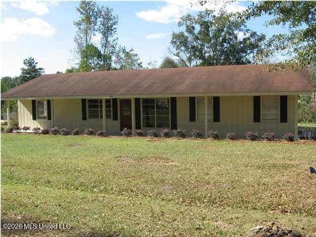 Property Photo:  322 NW Barbara Avenue  MS 39111 