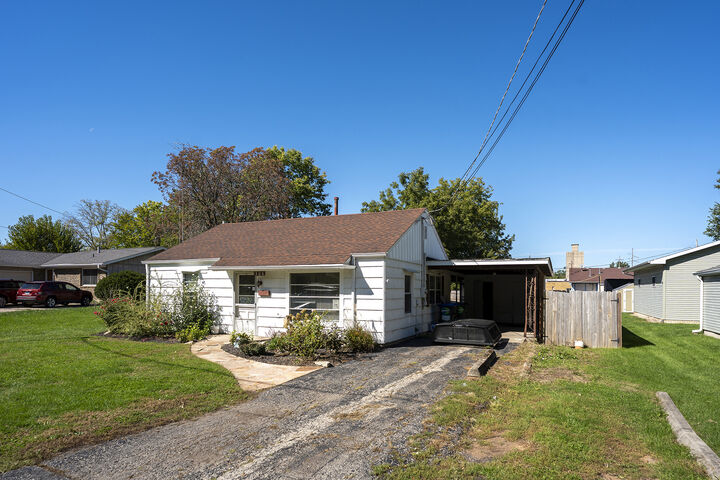 Property Photo: 306 W Dearborn Street IL 60545
