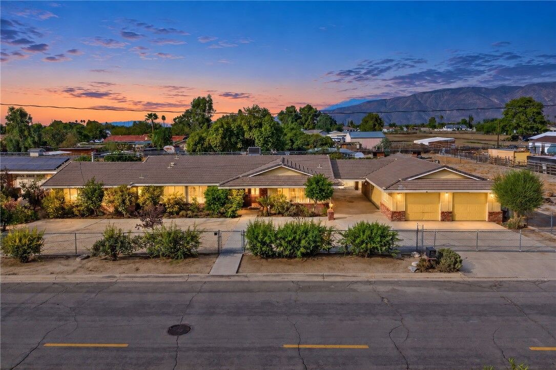 Property Photo:  1330 Eaton  CA 92543 