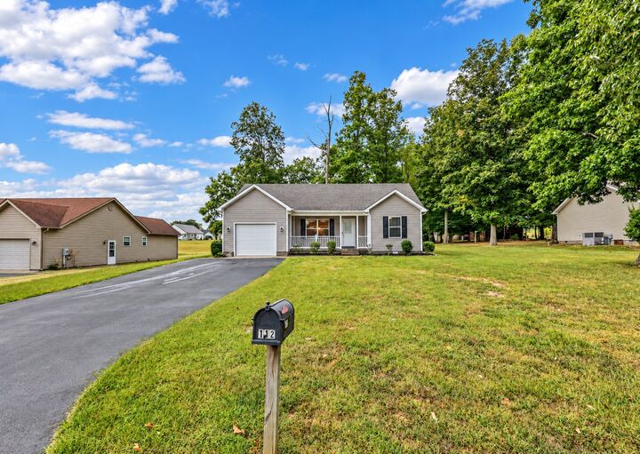 Property Photo:  112 Riverbend Dr  KY 42220 