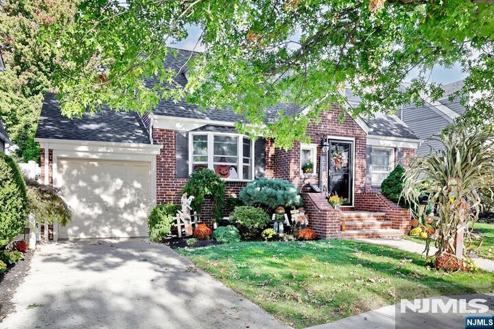 Property Photo:  53 Forest Street  NJ 07031 