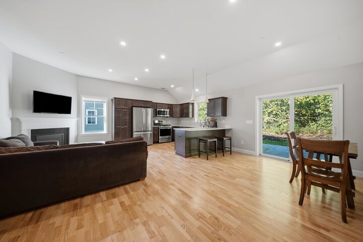Property Photo:  23 Liberty Lantern Lane  NH 03044 
