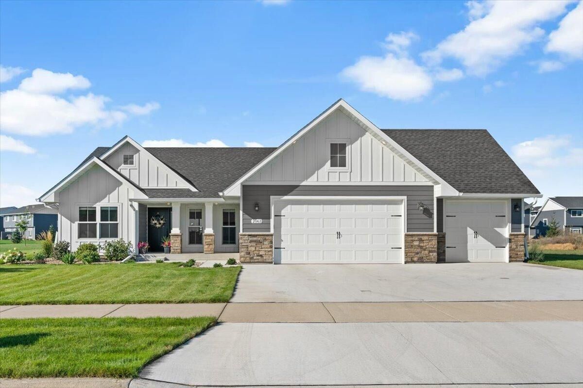 Property Photo: 2063 Sandstone Loop N MN 56377